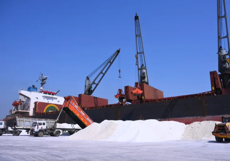 Integrated Shipping, Port & Logistics Solutions 02